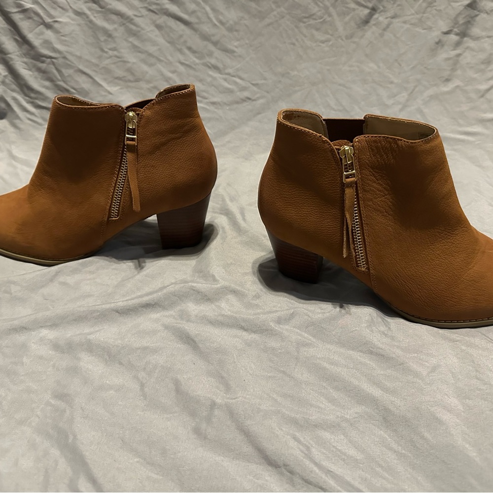 Vionic Tan Ankle Boots with Gold Zipper - Picture 8 of 10
